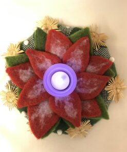 Nõelvilditud  komplekt - pärg ja punane küünlaalus