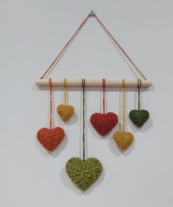 Lõngast seinakaunistus